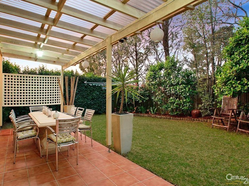 8 Hillsborough Court, Cherrybrook NSW 2126