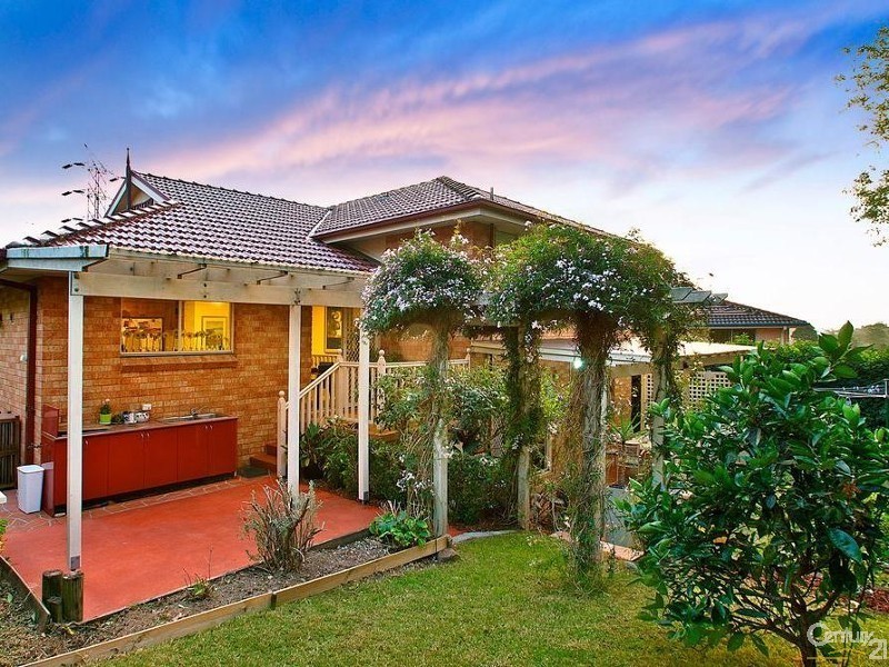 8 Hillsborough Court, Cherrybrook NSW 2126