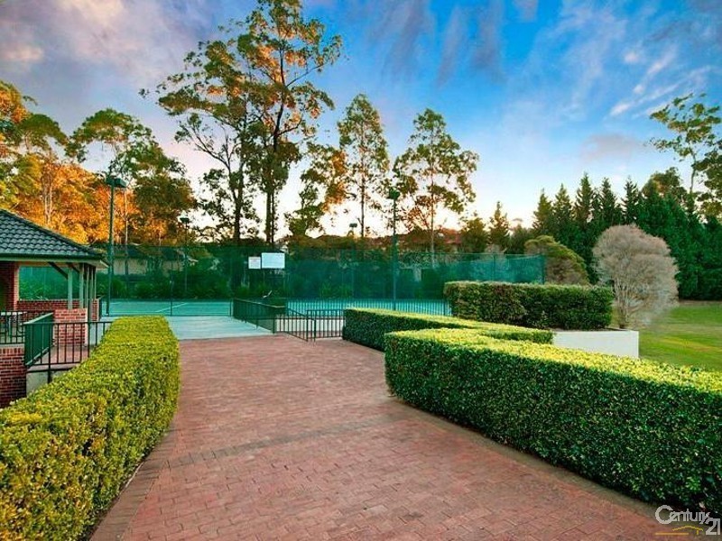 15 Compton Green, West Pennant Hills NSW 2125