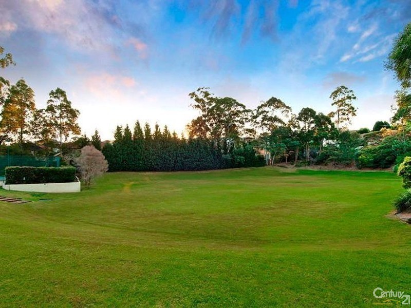 15 Compton Green, West Pennant Hills NSW 2125