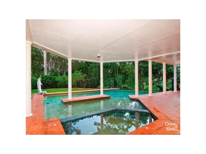 25 Kambah Place, West Pennant Hills NSW 2125