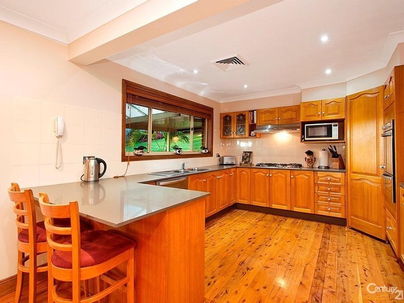 7 Glenayr Grove, West Pennant Hills NSW 2125