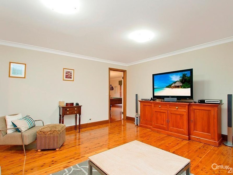 7 Glenayr Grove, West Pennant Hills NSW 2125