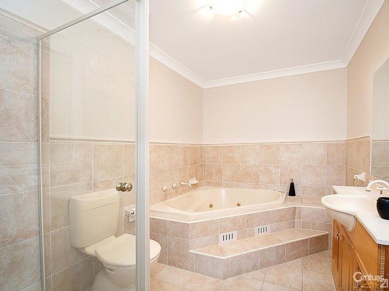 3 John Radley Ave, Dural NSW 2158