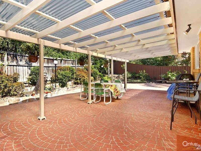 11 Read Place, West Pennant Hills NSW 2125