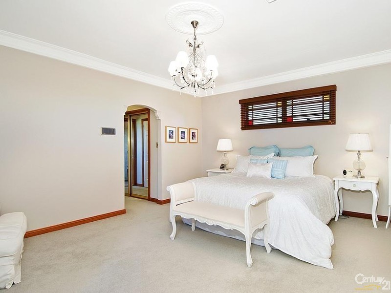 11 Hill Road, West Pennant Hills NSW 2125