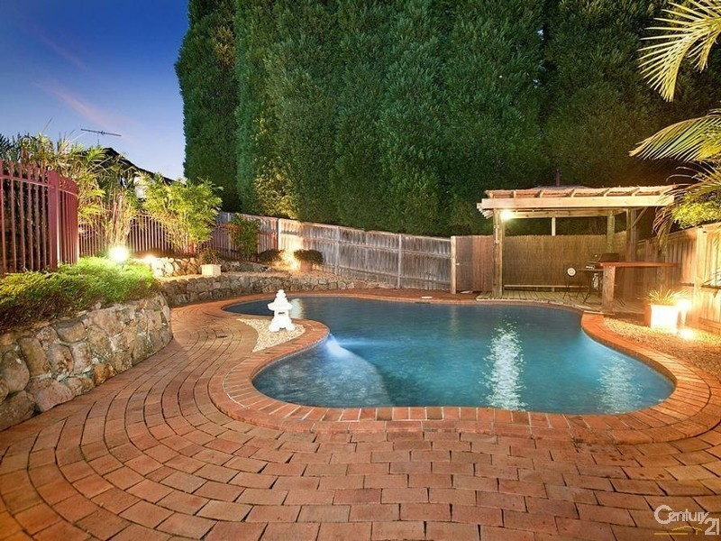 11 Hill Road, West Pennant Hills NSW 2125