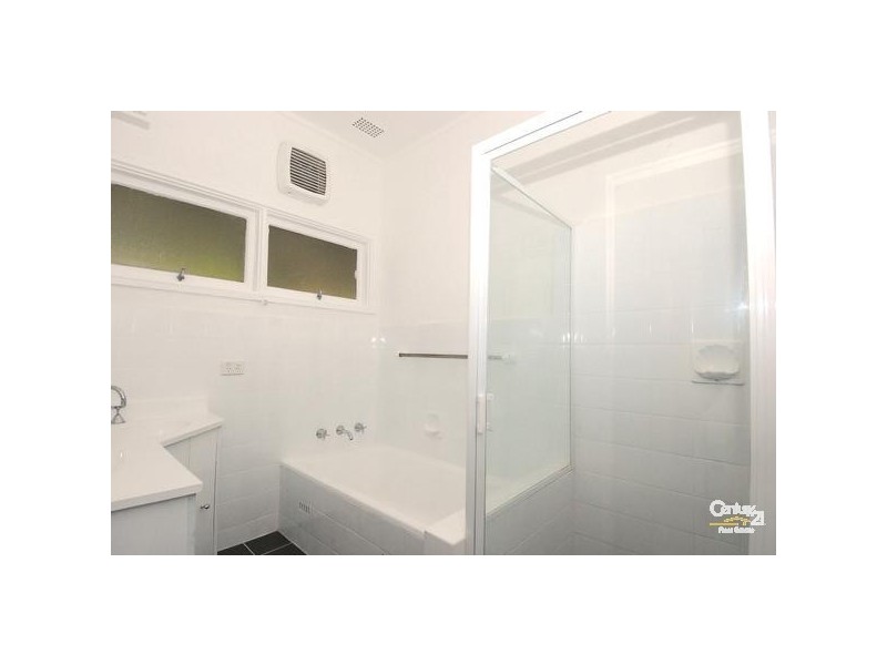 8 Castle Howard Road, Cheltenham NSW 2119