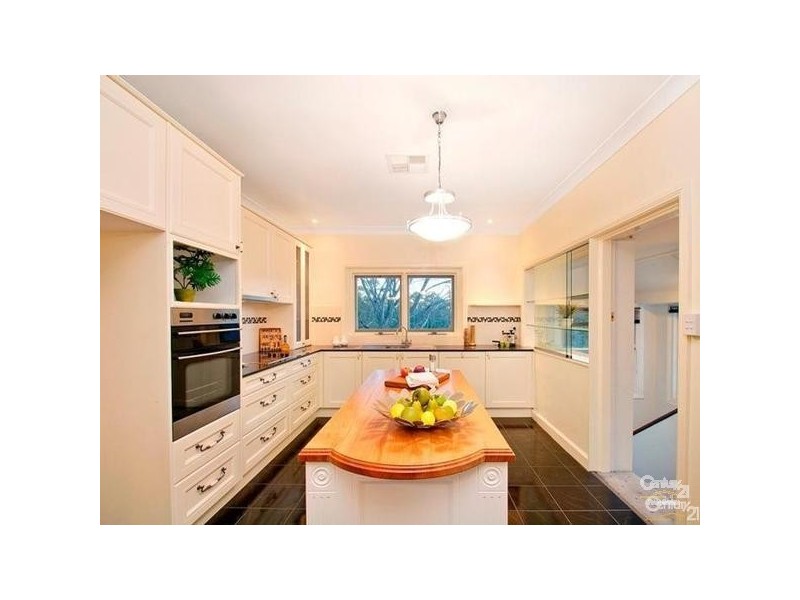 25 Boundary Rd, Pennant Hills NSW 2120