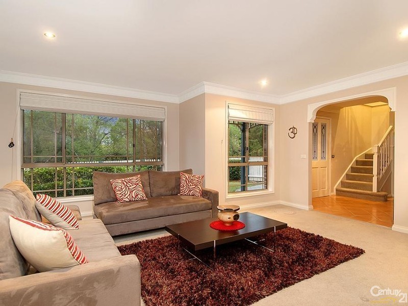 10 Caber Close, Dural NSW 2158