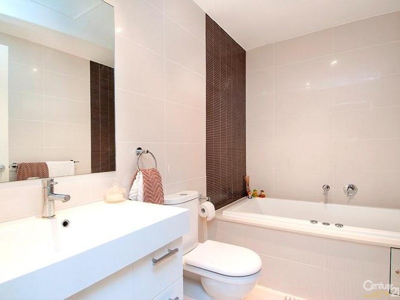 Castle Hill NSW 2154