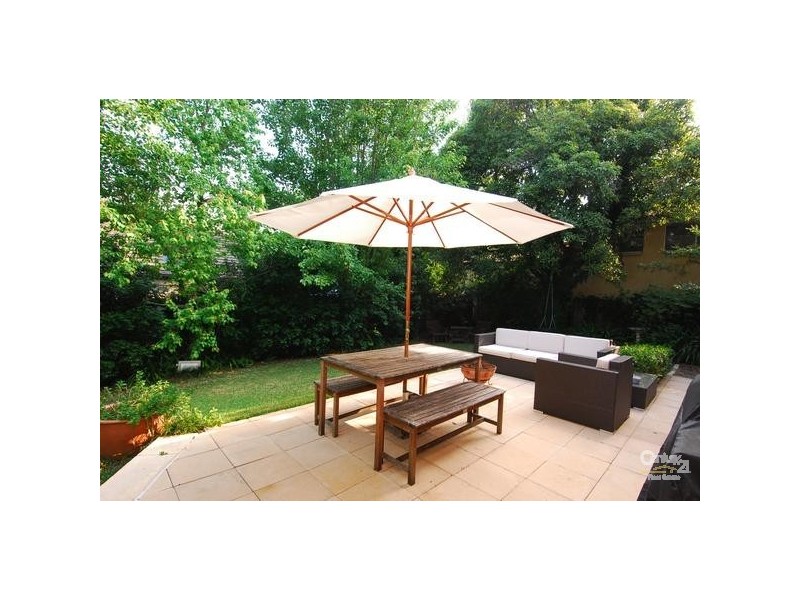 32 Cherrybrook Rd, West Pennant Hills NSW 2125