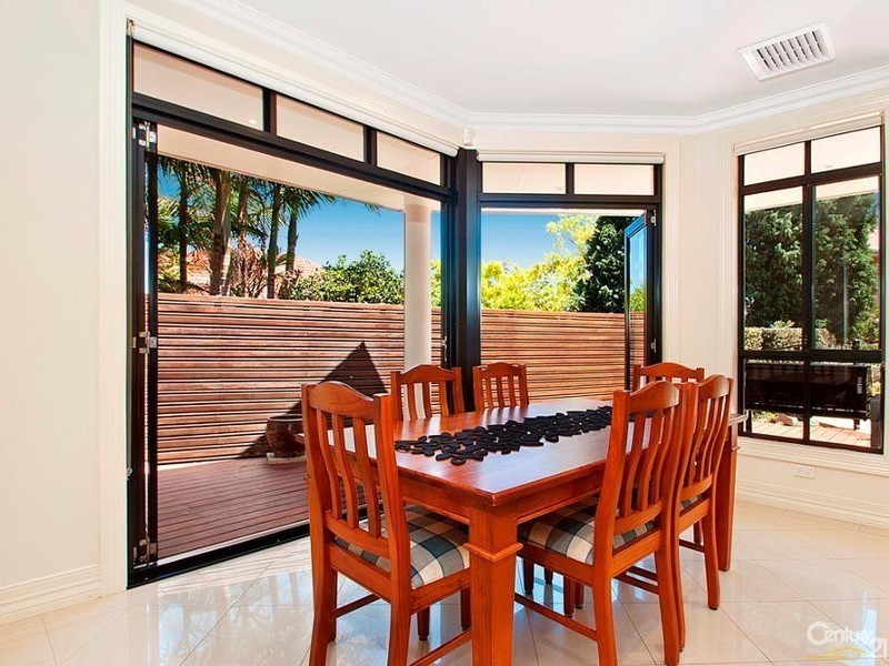 7 Freycinet Close, Dural NSW 2158