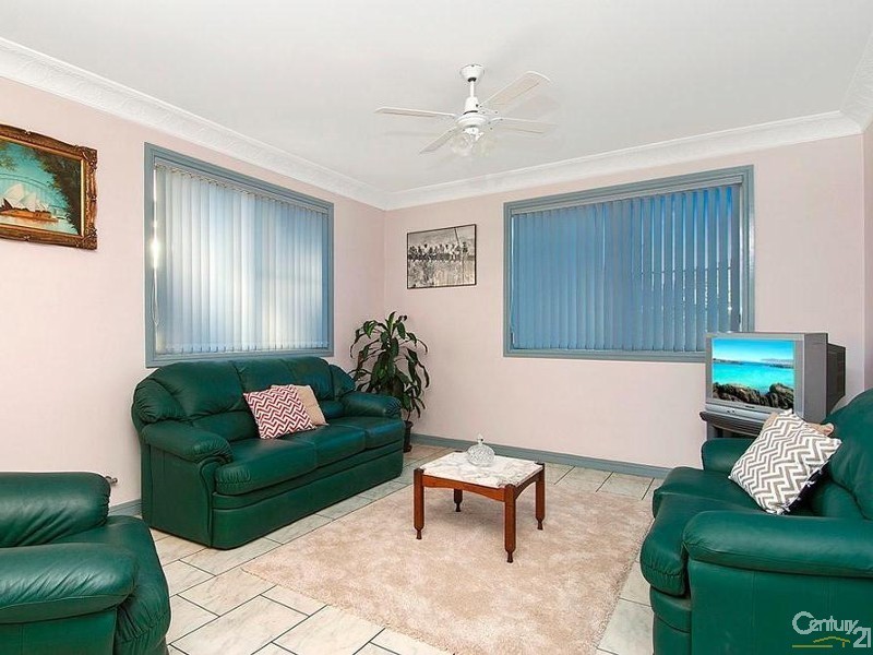 2 Barry Place, Cherrybrook NSW 2126