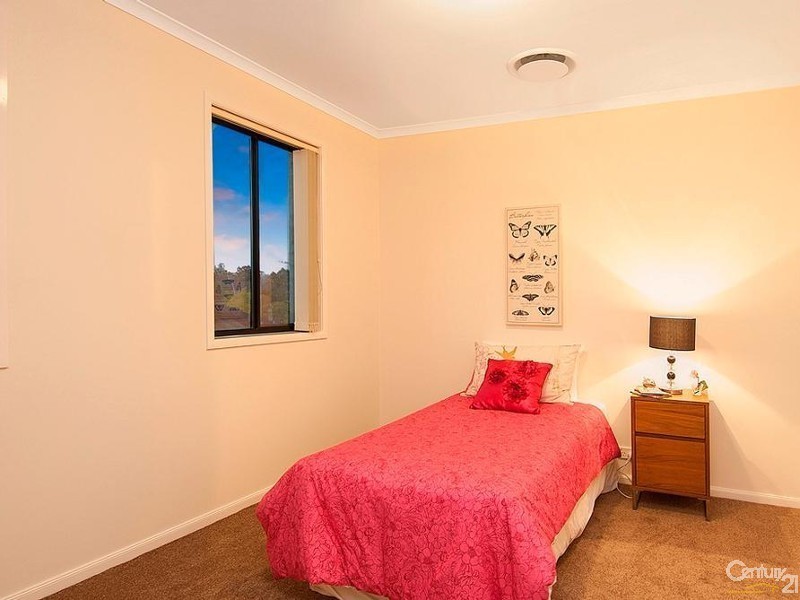 41 John Radley Ave, Dural NSW 2158