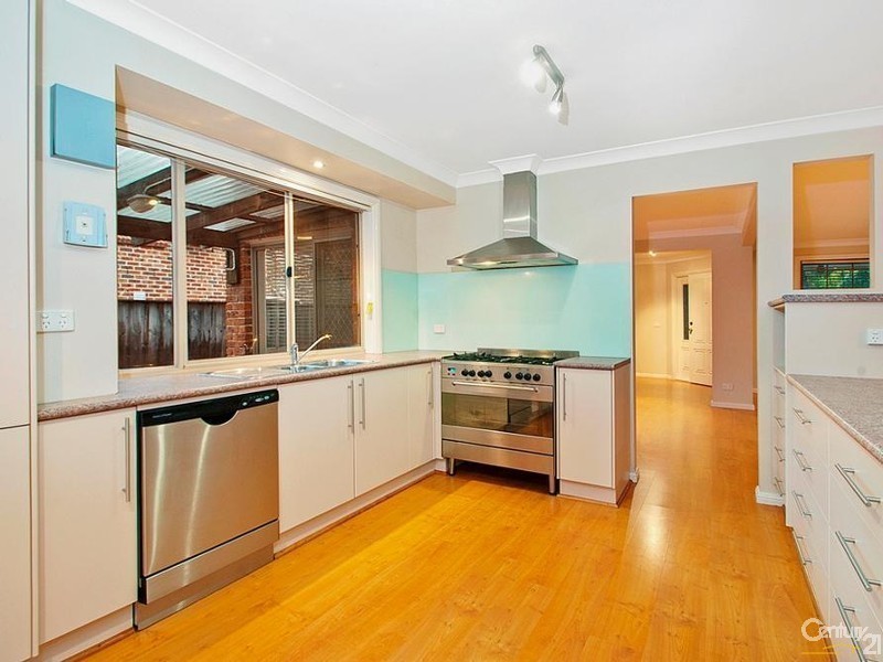 65 Oakhill Drive, Castle Hill NSW 2154