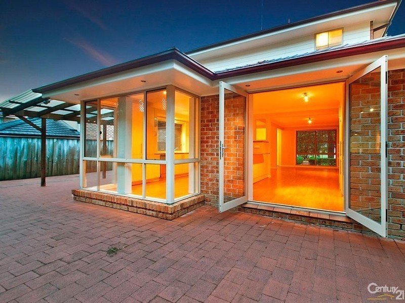 65 Oakhill Drive, Castle Hill NSW 2154