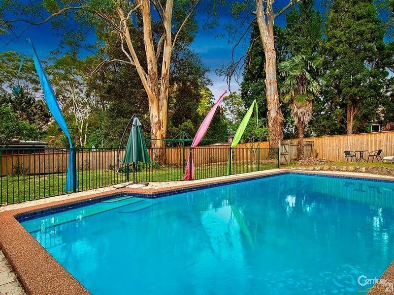 18 Marguerite Crescent, West Pennant Hills NSW 2125