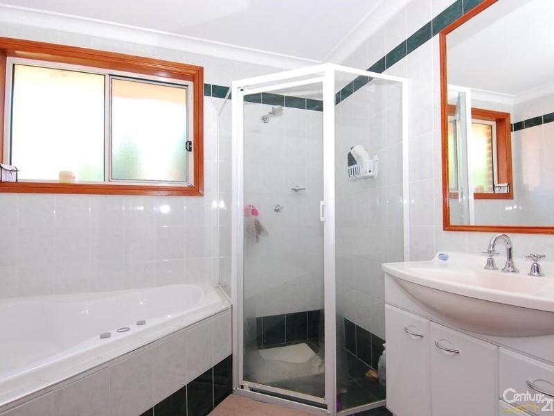 4B Matthew Way, West Pennant Hills NSW 2125