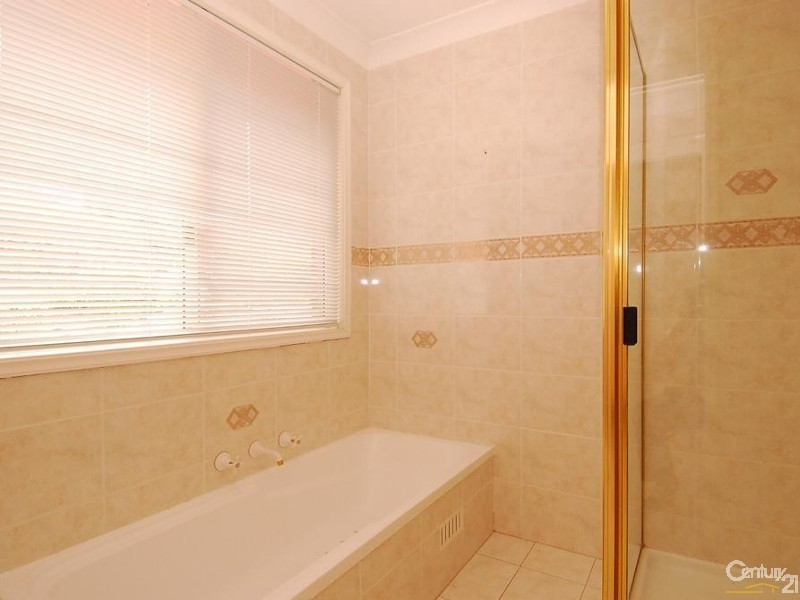 5 Wollemi Place, Dural NSW 2158