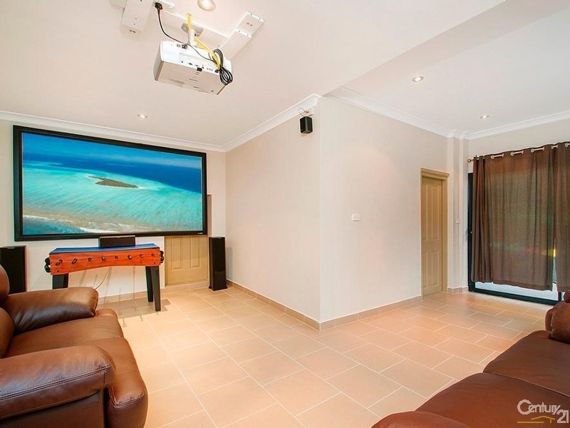 32 Ashley Ave, West Pennant Hills NSW 2125