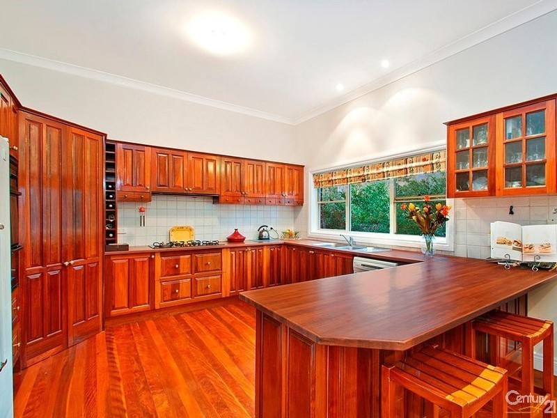 5 Gumleaf Place, West Pennant Hills NSW 2125