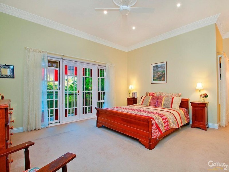 5 Gumleaf Place, West Pennant Hills NSW 2125