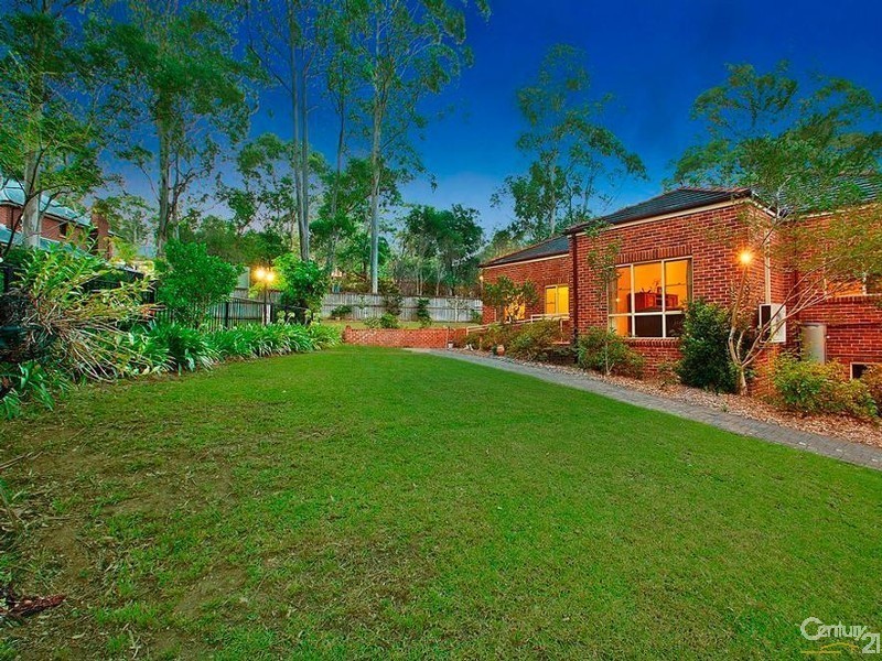 5 Gumleaf Place, West Pennant Hills NSW 2125
