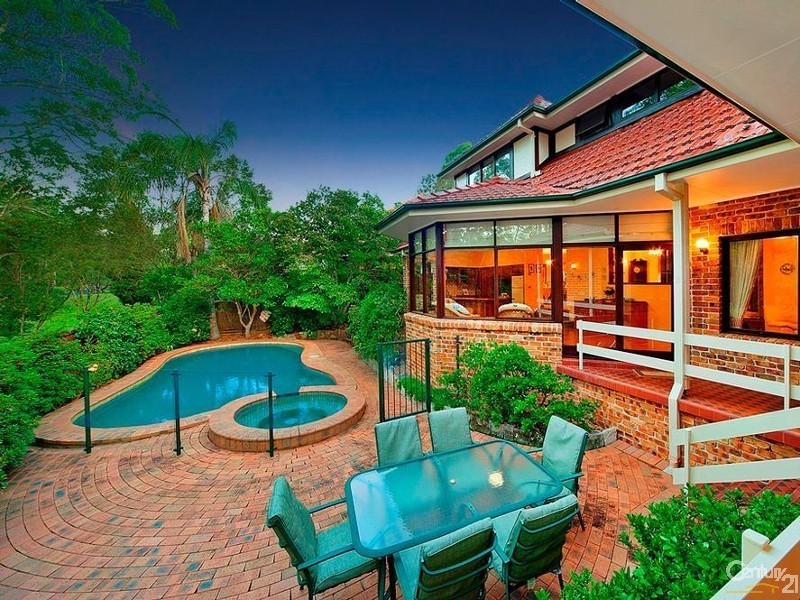 8 Rosella Way, West Pennant Hills NSW 2125