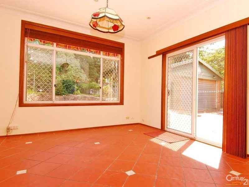 27 Fairburn Avenue, West Pennant Hills NSW 2125
