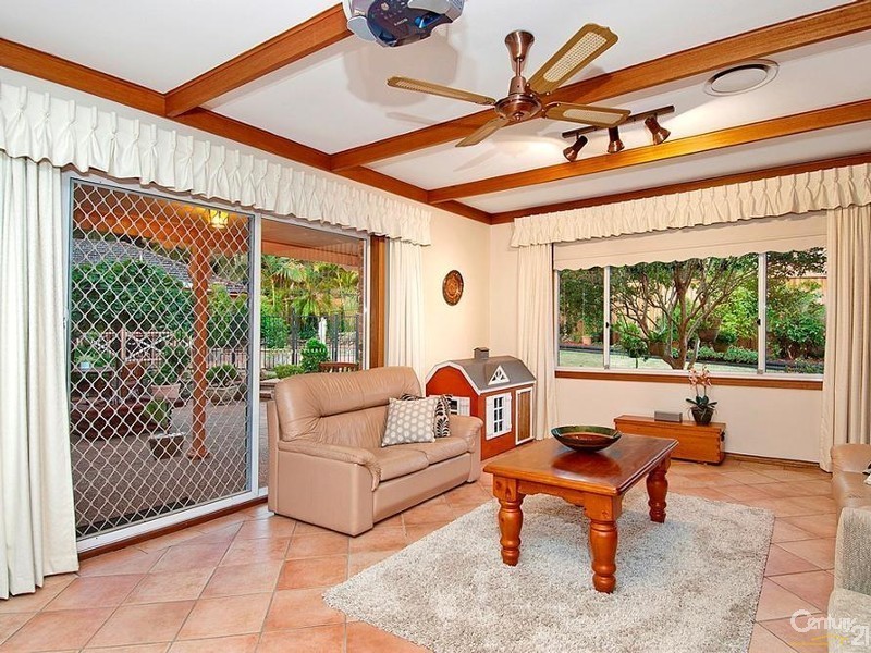 8 James Bellamy Place, West Pennant Hills NSW 2125