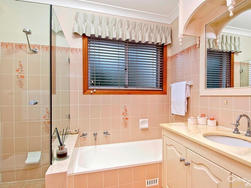 8 James Bellamy Place, West Pennant Hills NSW 2125