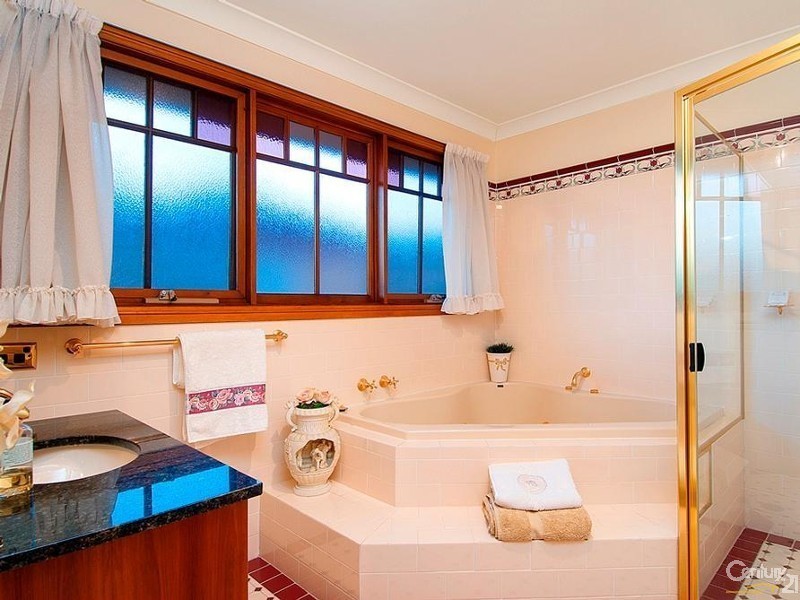 2 Ashford Road, Cherrybrook NSW 2126