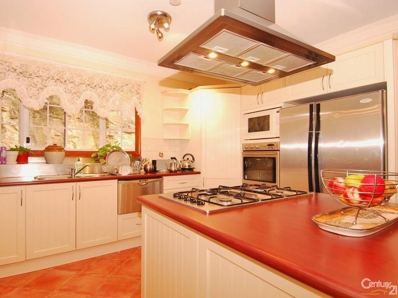 8 Woodglen Place, Cherrybrook NSW 2126