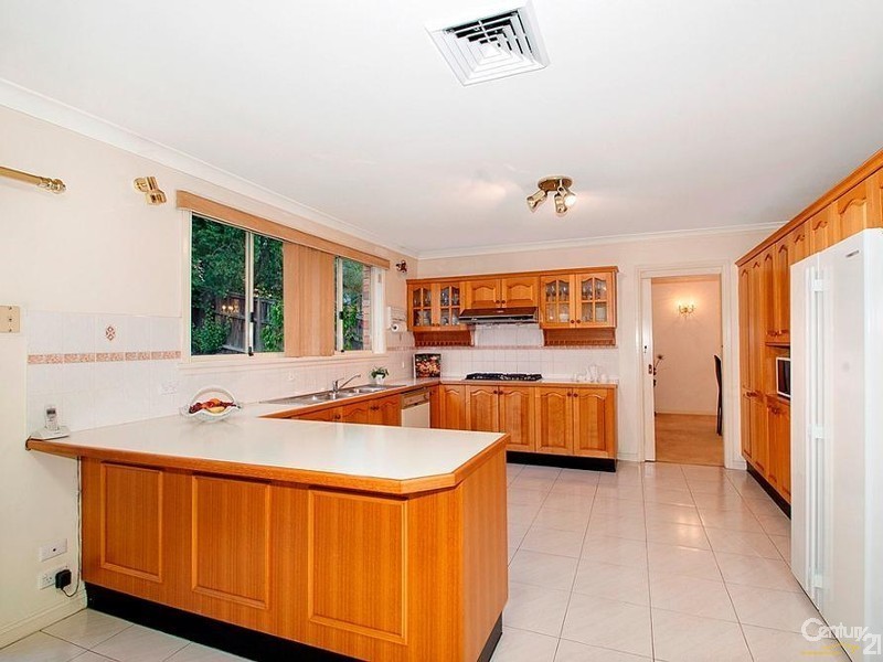 7 Roma Court, West Pennant Hills NSW 2125