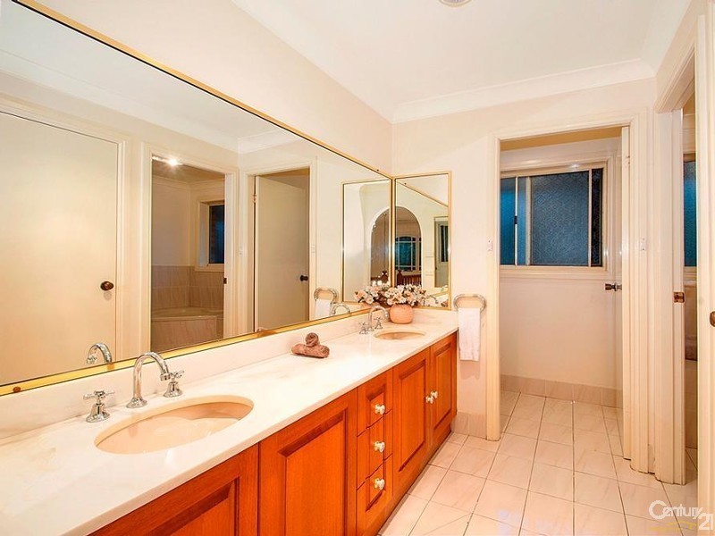 7 Roma Court, West Pennant Hills NSW 2125