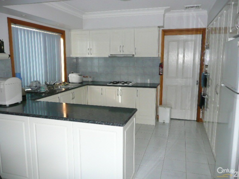 4 Forestwood Cres, West Pennant Hills NSW 2125