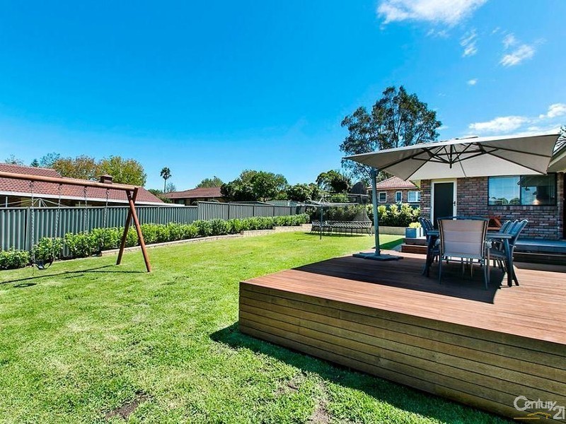 33 Oakes Road, West Pennant Hills NSW 2125