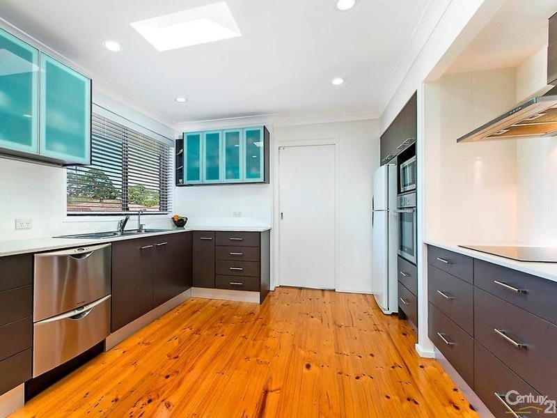 33 Oakes Road, West Pennant Hills NSW 2125