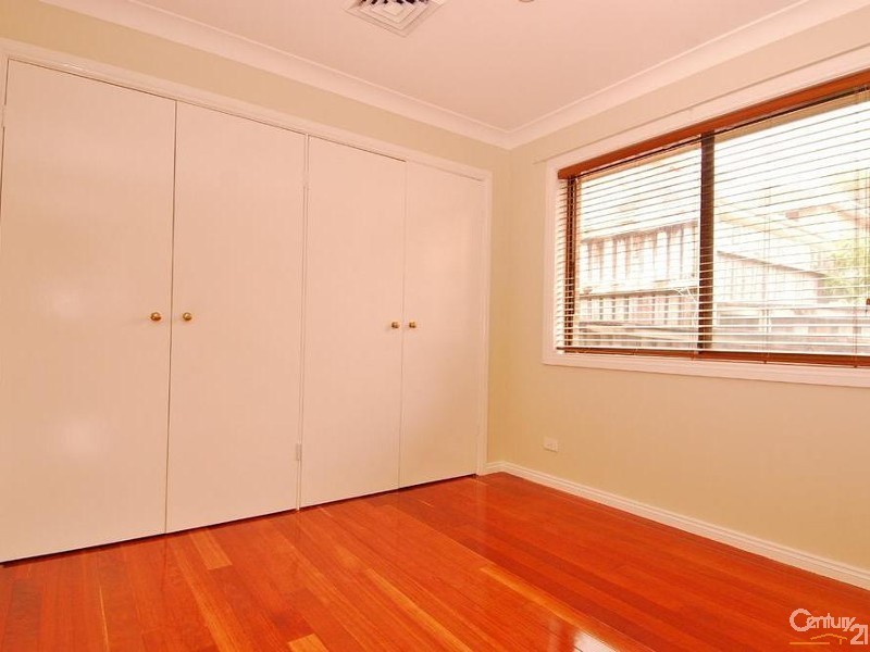 28 Neale Ave, Cherrybrook NSW 2126