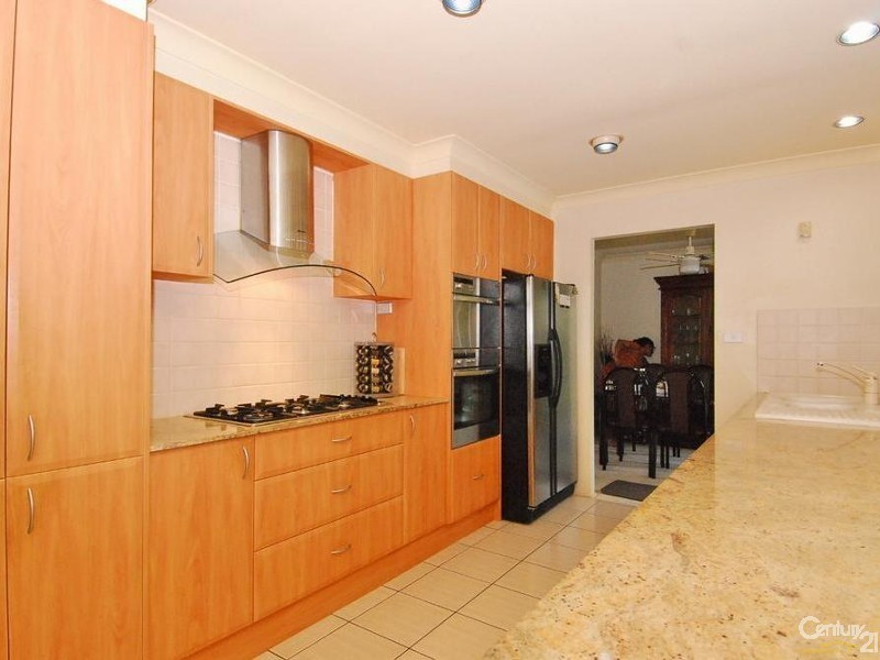 8 Ruth Place, Cherrybrook NSW 2126