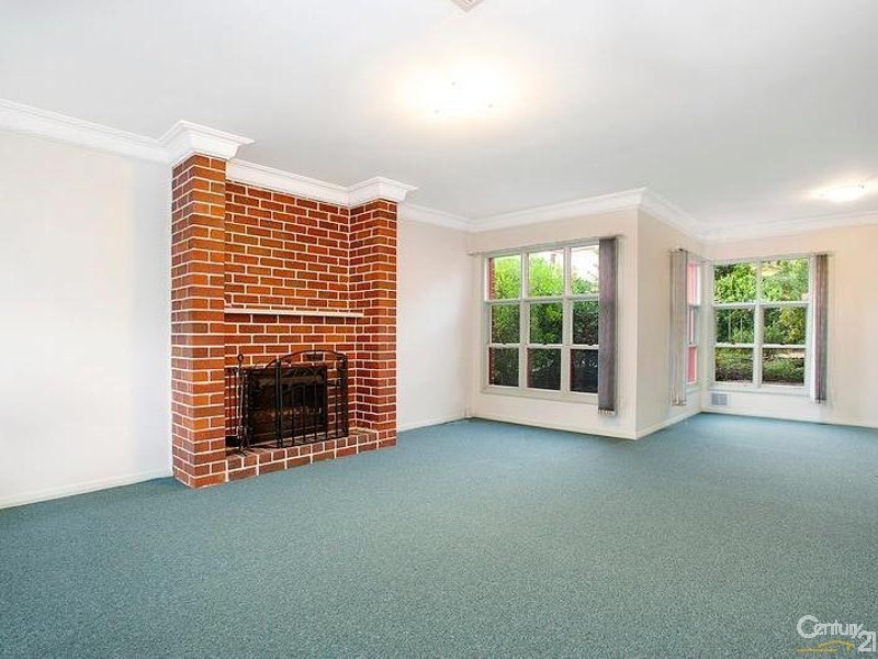 6 Scarborough Way, Cherrybrook NSW 2126