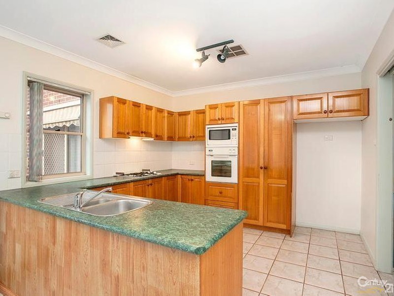 6 Scarborough Way, Cherrybrook NSW 2126