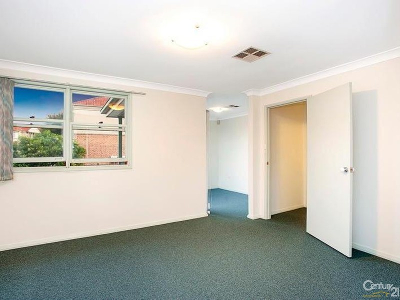 6 Scarborough Way, Cherrybrook NSW 2126