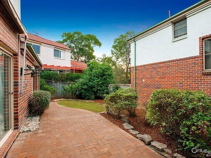 6 Scarborough Way, Cherrybrook NSW 2126