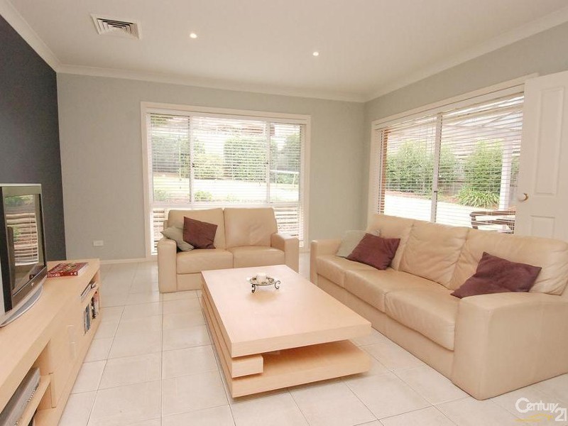 6 Tawmii Place, Castle Hill NSW 2154
