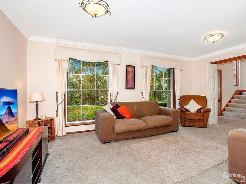 86 Fallon Drive, Dural NSW 2158