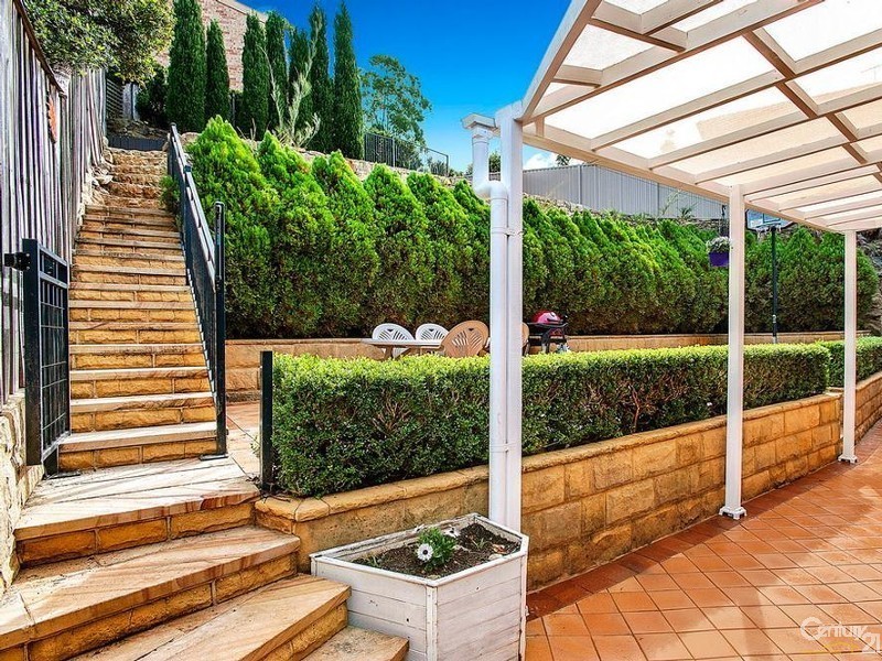 86 Fallon Drive, Dural NSW 2158