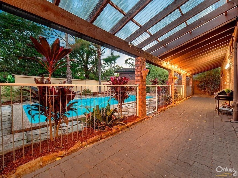 6 Stanton Drive, West Pennant Hills NSW 2125