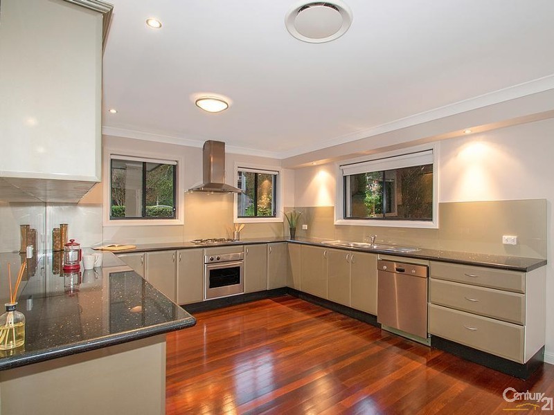 18 Oratava Avenue, West Pennant Hills NSW 2125